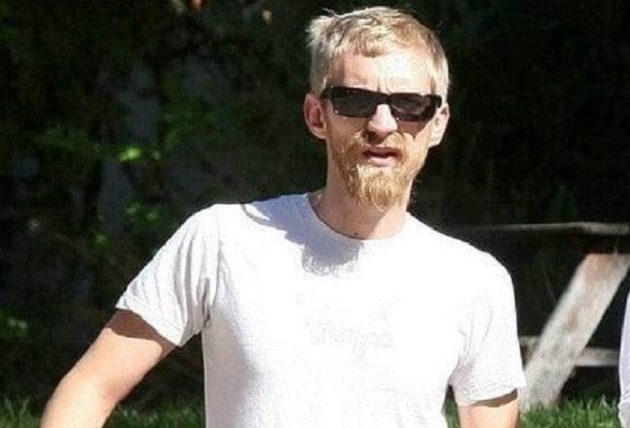 Know Andrew Featherston - Sandra Oh's Boyfriend Who is a Musician of The Band "The Hearafter"" Know Andrew Featherston - Sandra Oh's Boyfriend Who is a Musician of The Band "The Hearafter""